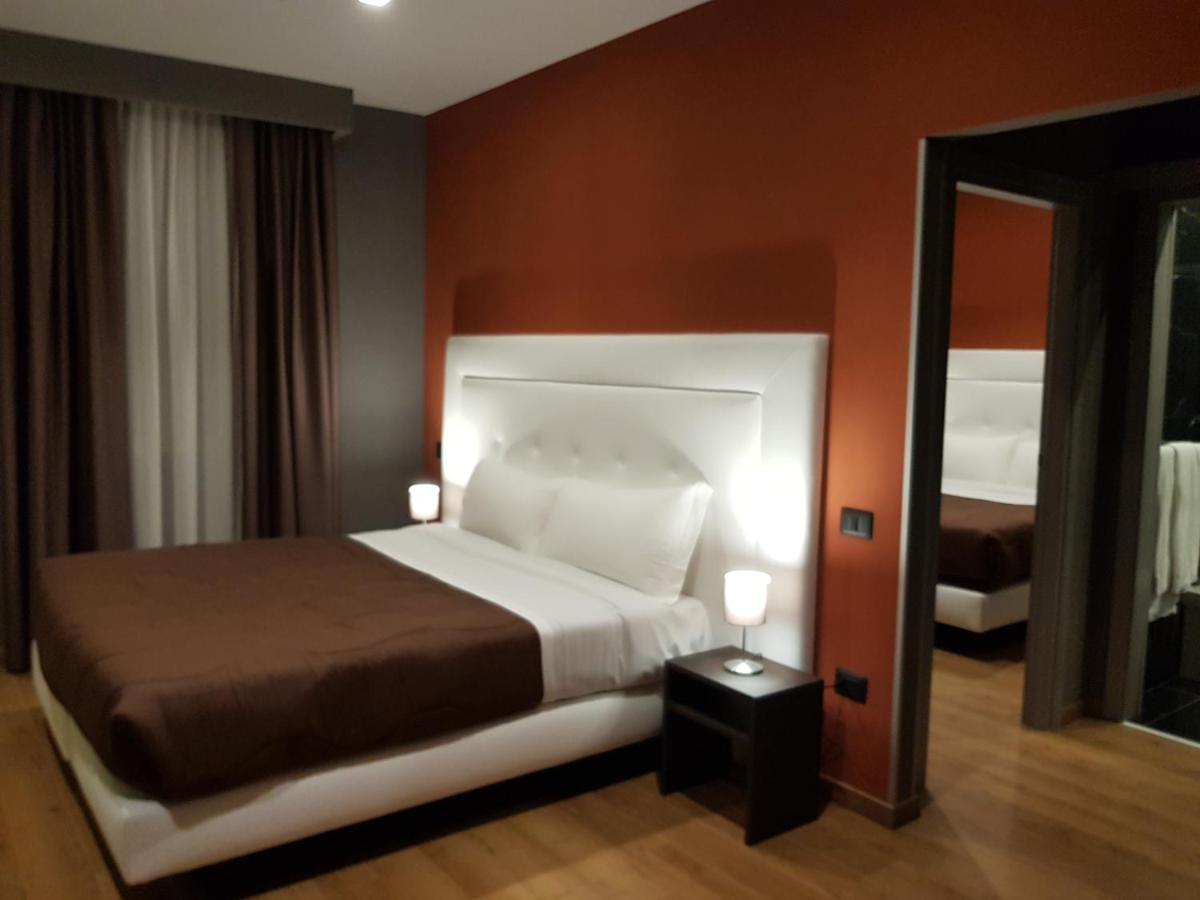 Hotel Europa Art カゼルタ エクステリア 写真