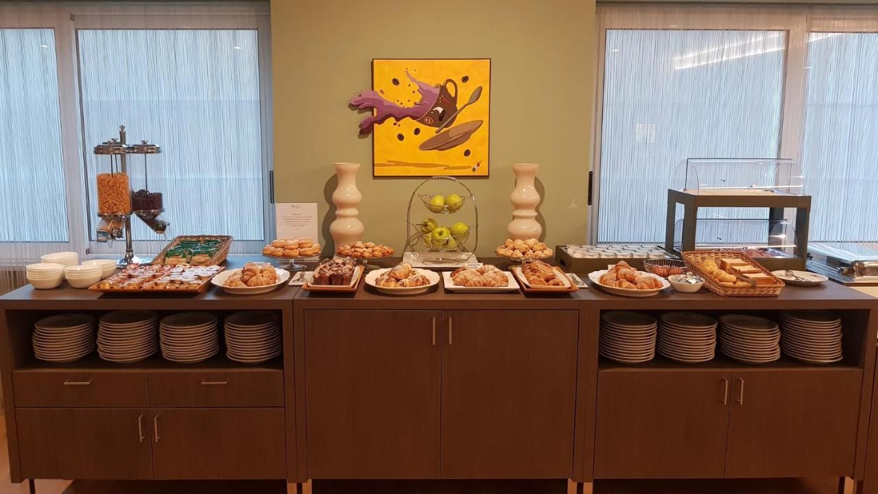 Hotel Europa Art カゼルタ エクステリア 写真