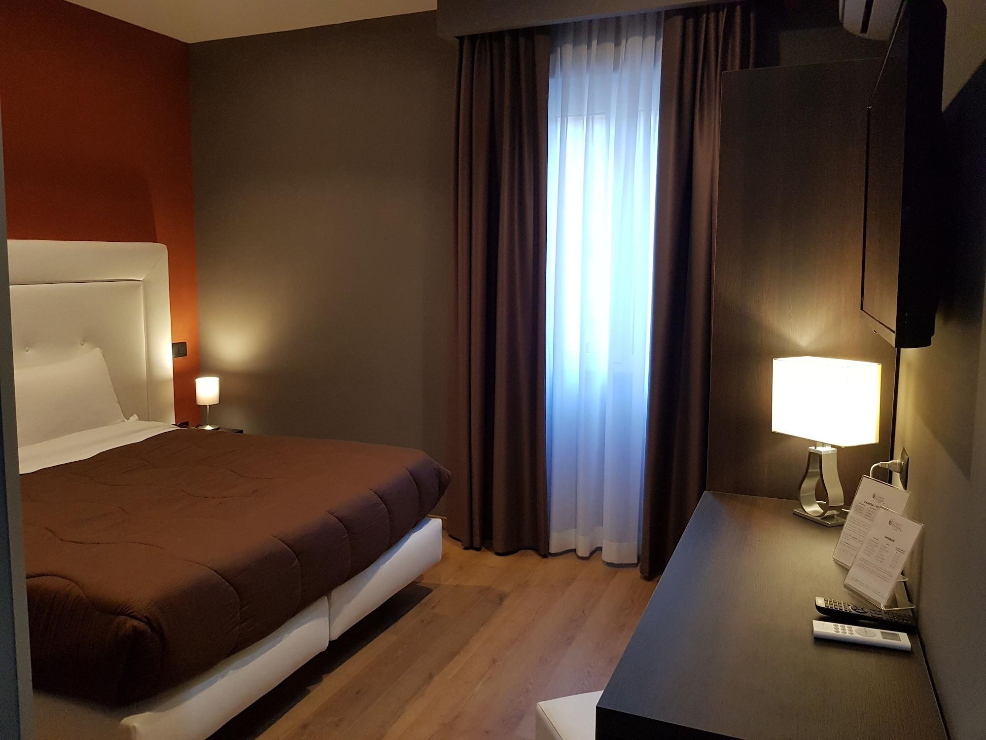 Hotel Europa Art カゼルタ エクステリア 写真